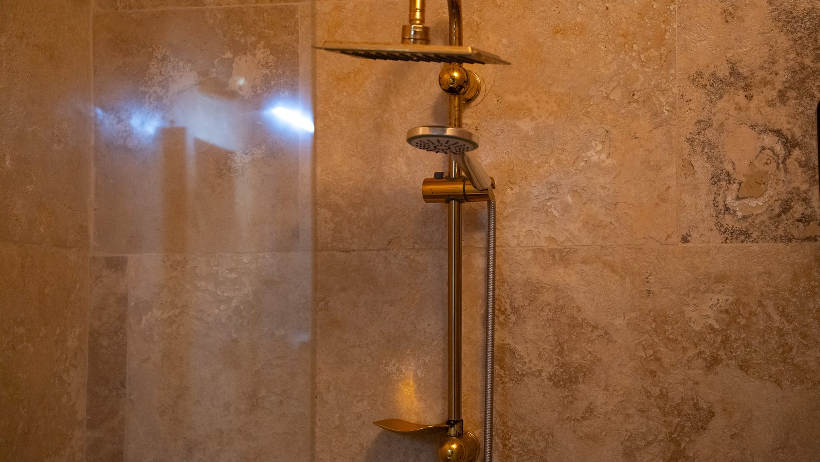 Deluxe 103 5
